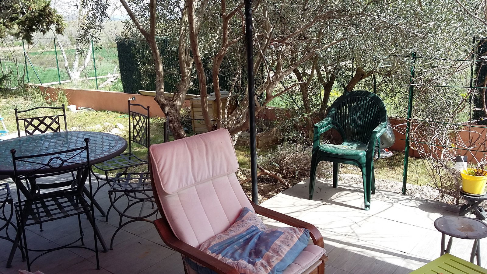 Homestay Saint-Estève-Janson 130744