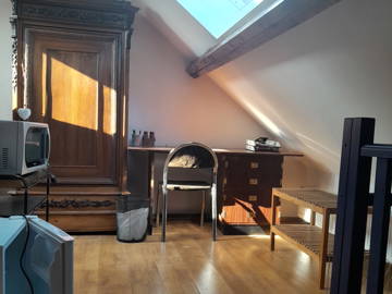 Room For Rent Schaerbeek 290123