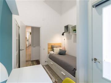 Room For Rent Barcelona 246002