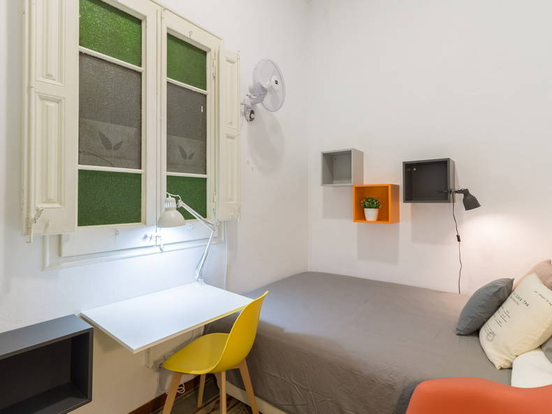 Homestay Barcelona 246009-3