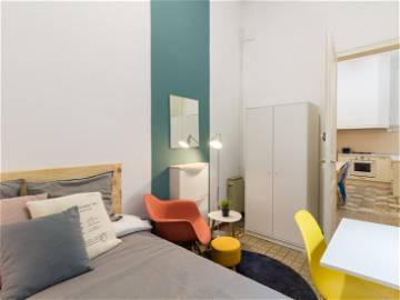 Homestay Barcelona 246009-4