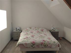 Room in House with private bathroom, on the 1st floor