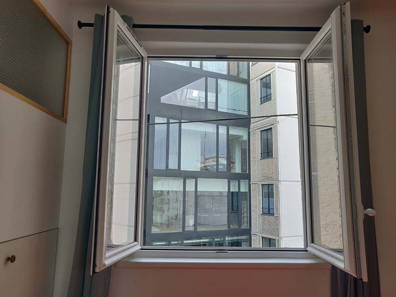 Quedarse En Casa Paris 242729-5