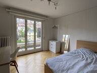 Room in shared apartment in the city center