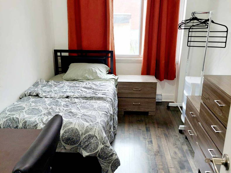 Chambre Chez L'habitant Montréal 327219-1