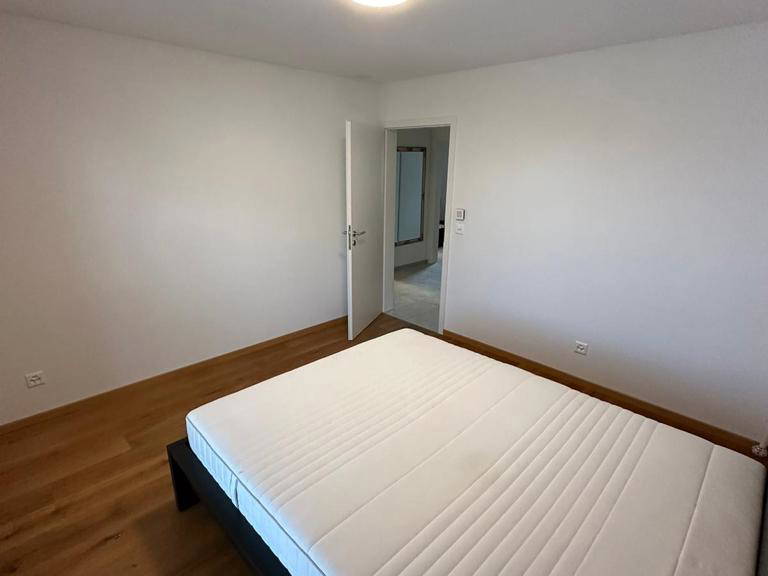 Homestay Mont-Vully 319701-2