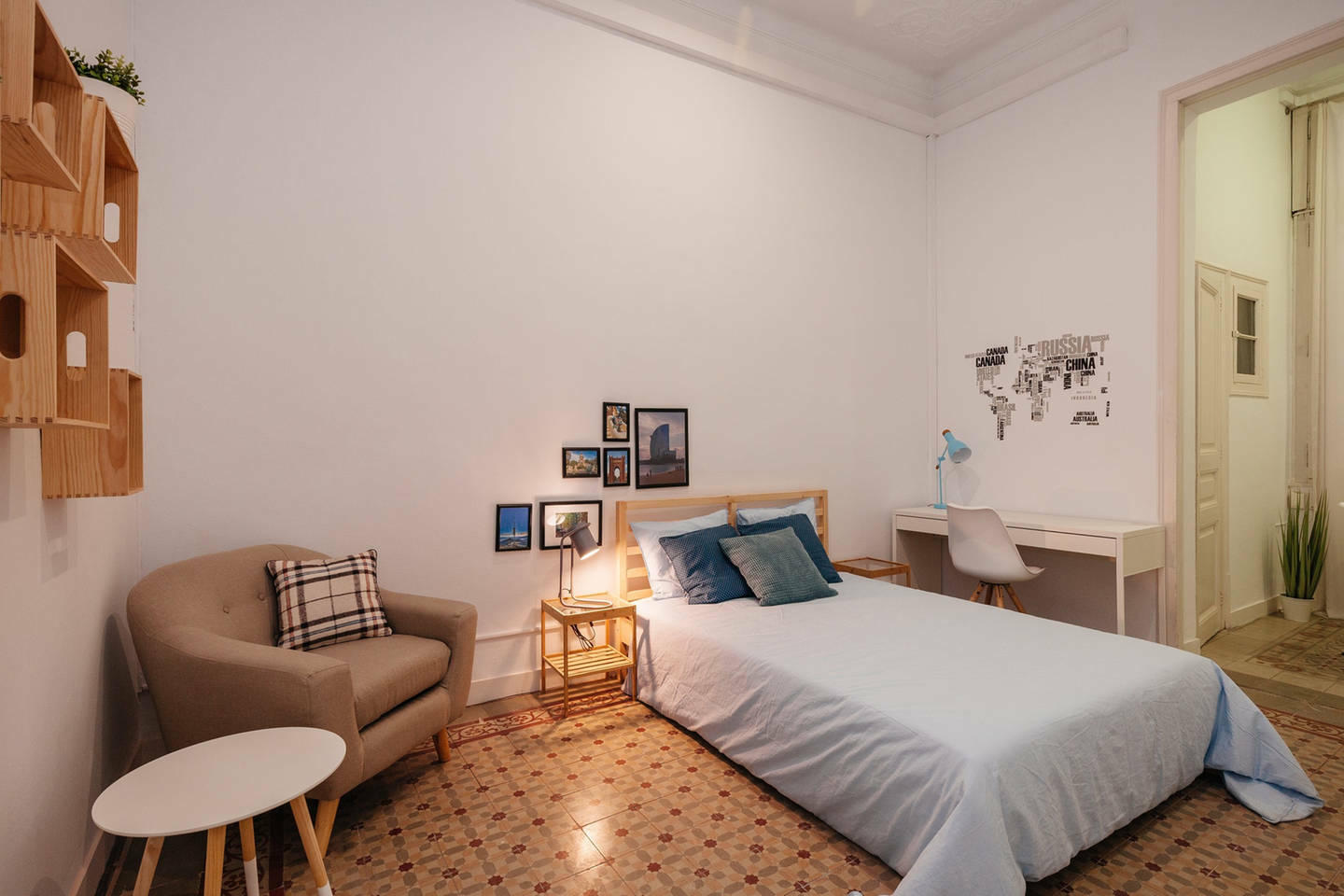 Homestay Barcelona 200201