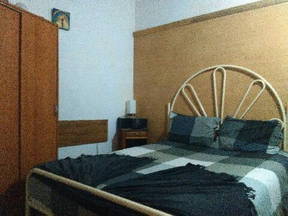 Room in town center 2 min from beach