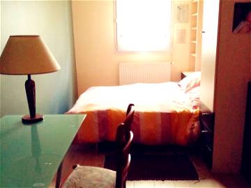 Roomlala | Room Near Nantes