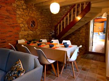 Roomlala | Room rental in the historic center of Mortagne sur s