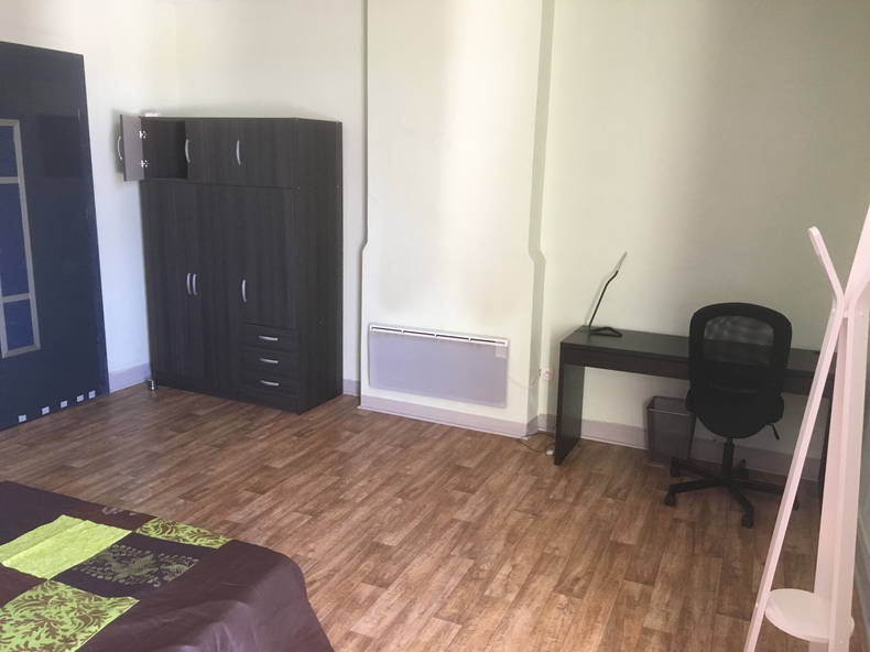 Kolokation Charleroi 392189-2