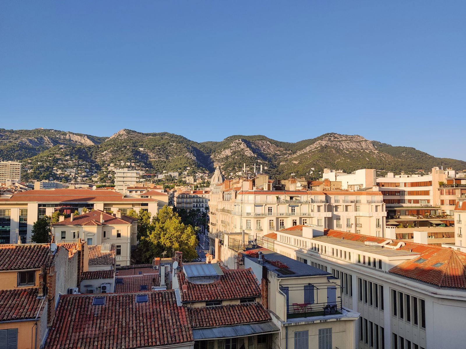 Homestay Toulon 294012