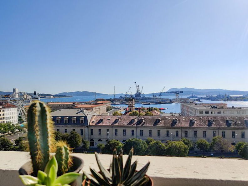 Homestay Toulon 294012