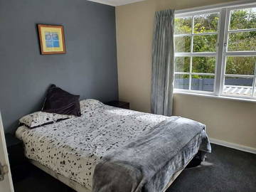 Roomlala | Room To Rent