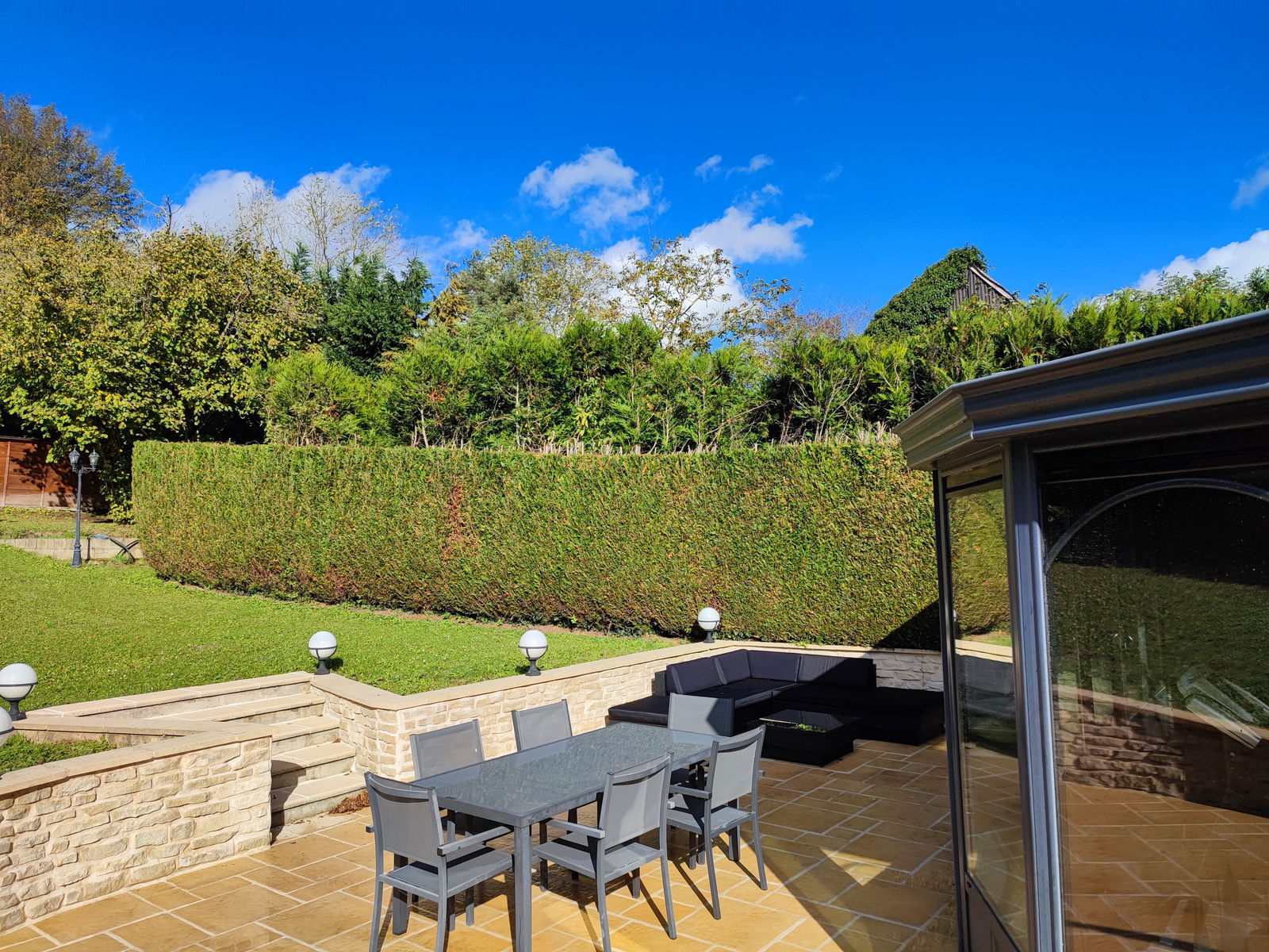 Homestay Valdampierre 300799