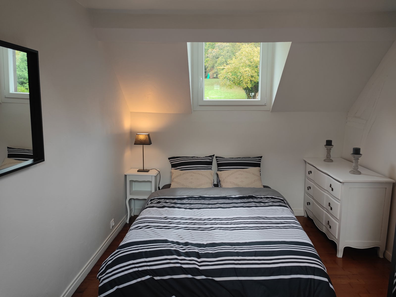 Homestay Valdampierre 300799