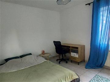 Room For Rent Caumont-Sur-Durance 304538-1