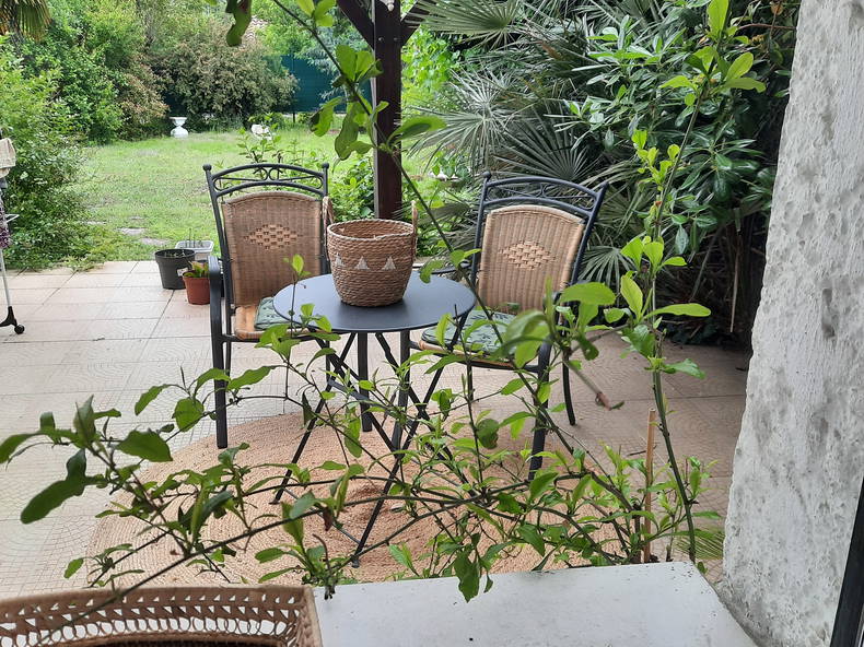 Quedarse En Casa Merignac 7888-4