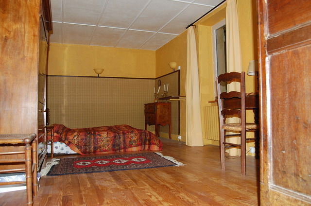 Homestay Valsonne 34938