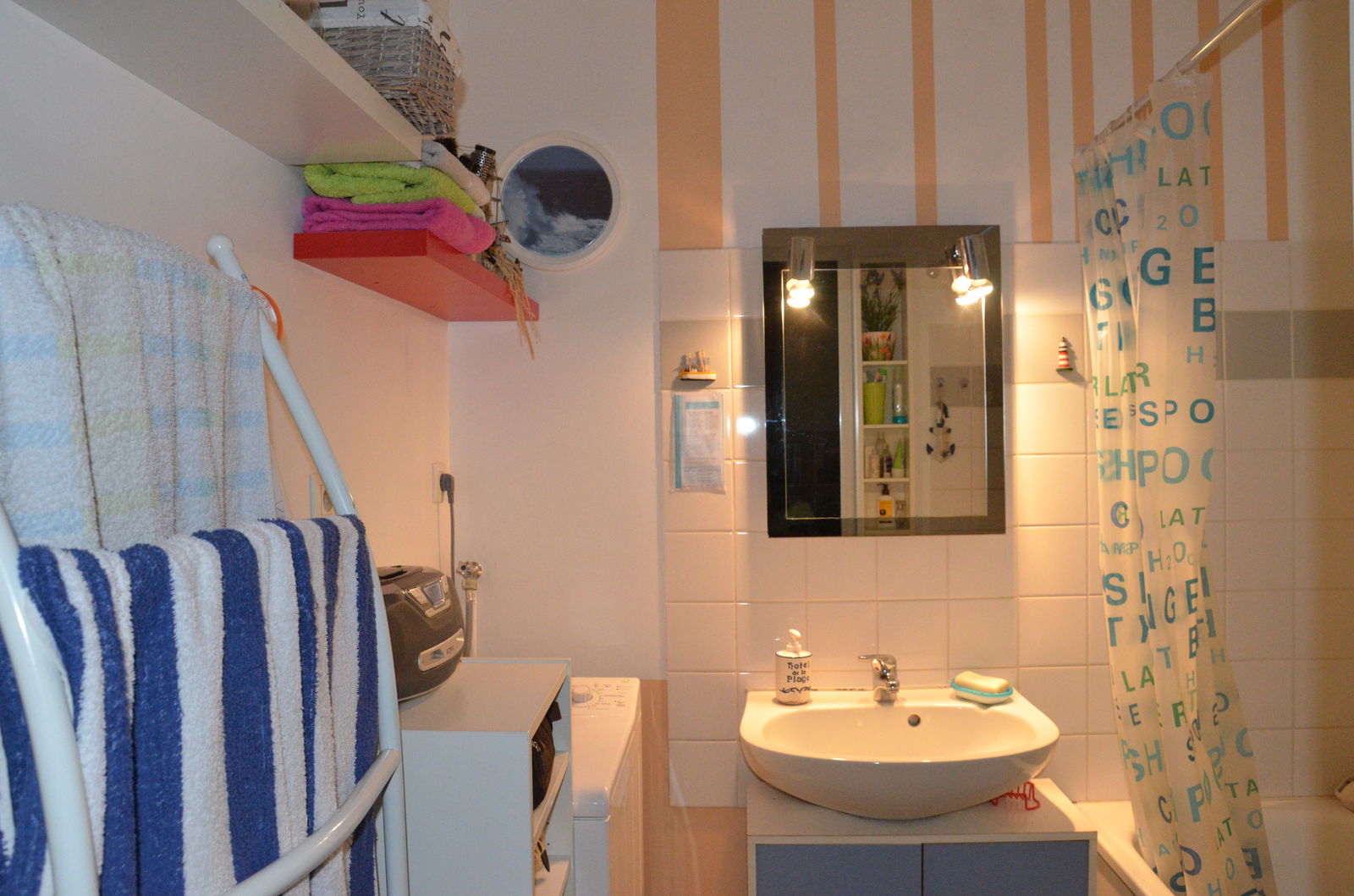 Homestay Saint-Priest 28609