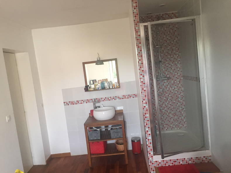 Hospedagem Em Casa De Família Tigery 232422-2