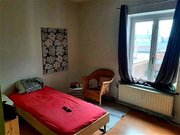Roomlala | Room With Studio In The Center Of Nivelles
