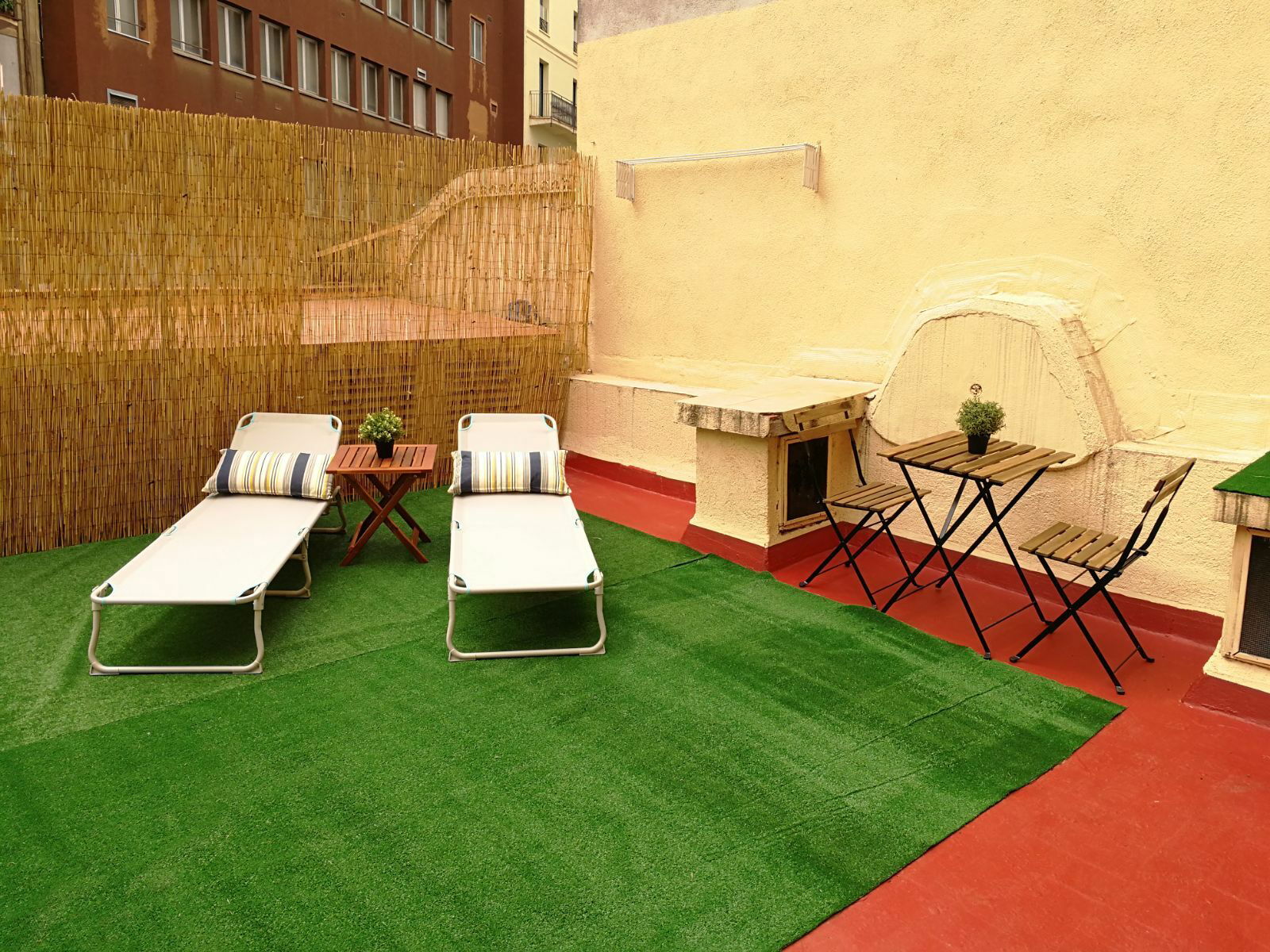 Homestay Barcelona 200209