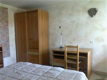 Room For Rent Caux-Et-Sauzens 13465