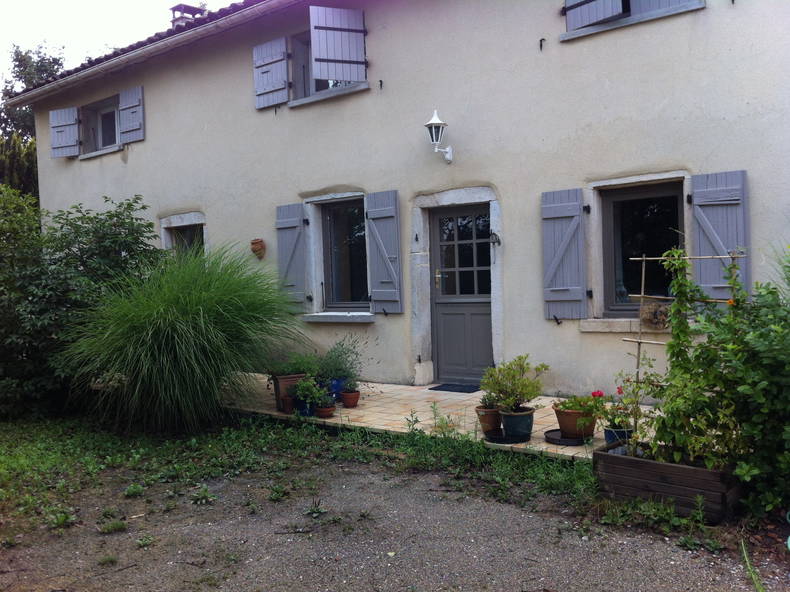 Kolokation Satolas-et-Bonce 69601-1