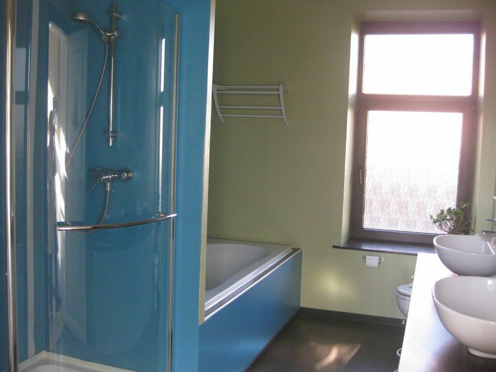 Colocation Charleroi 150626