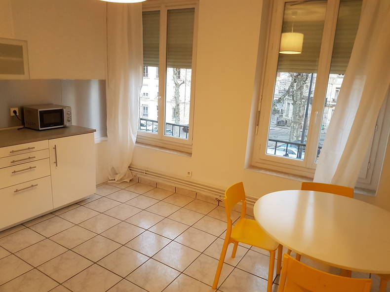 Colocación Saint-Étienne 220778-4