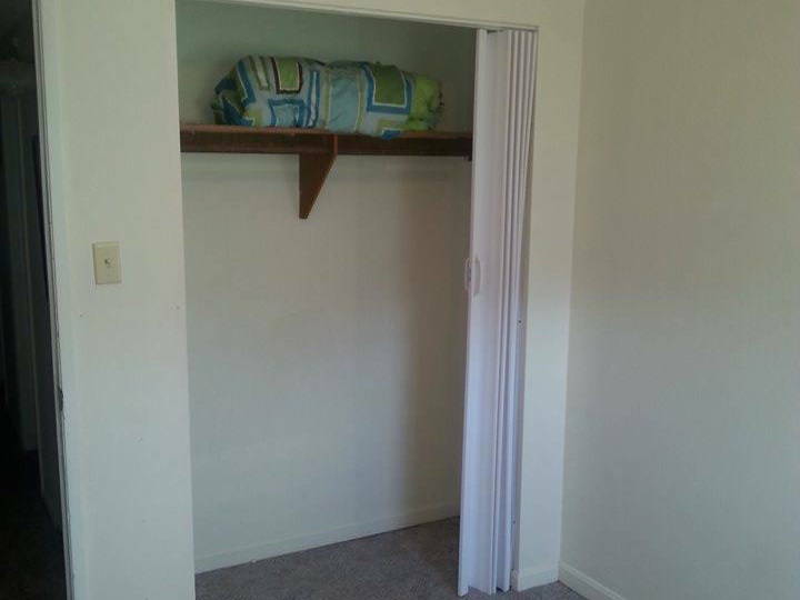 Quedarse En Casa Calgary 111205-2