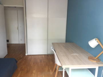 Room For Rent Rueil-Malmaison 240525