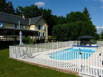 Chambre À Louer Saint-Julien-Prés-Bort 45234-1