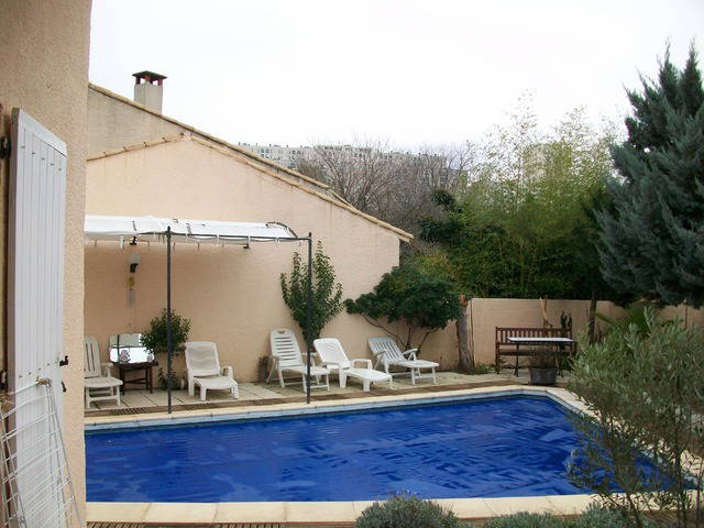 Gastgezin Nîmes 3318-3