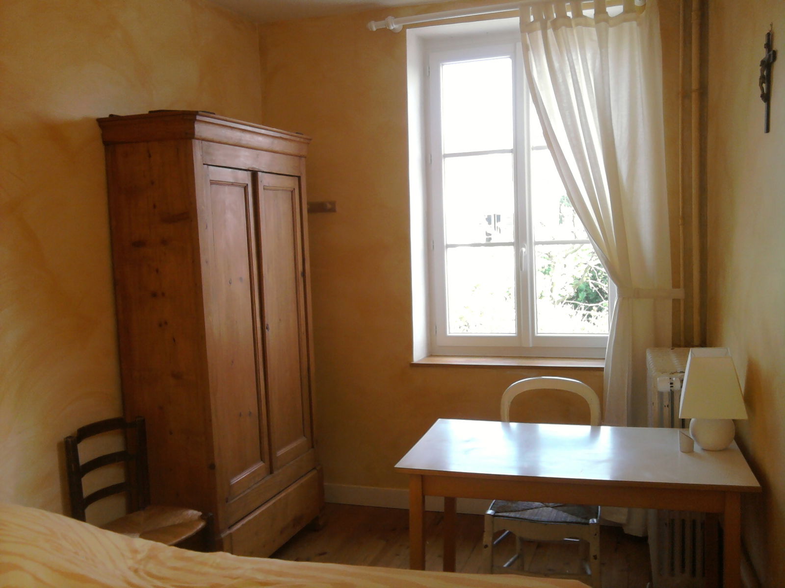 Homestay Civry-la-Forêt 24360