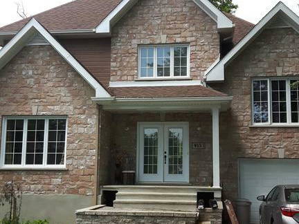 Homestay Laval 241805-2