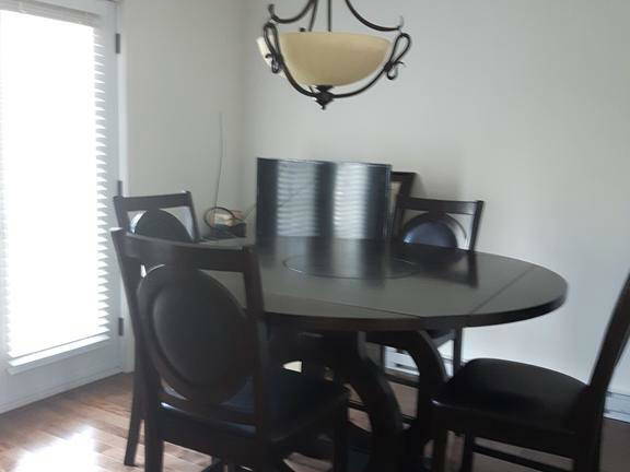 Homestay Laval 241805-4