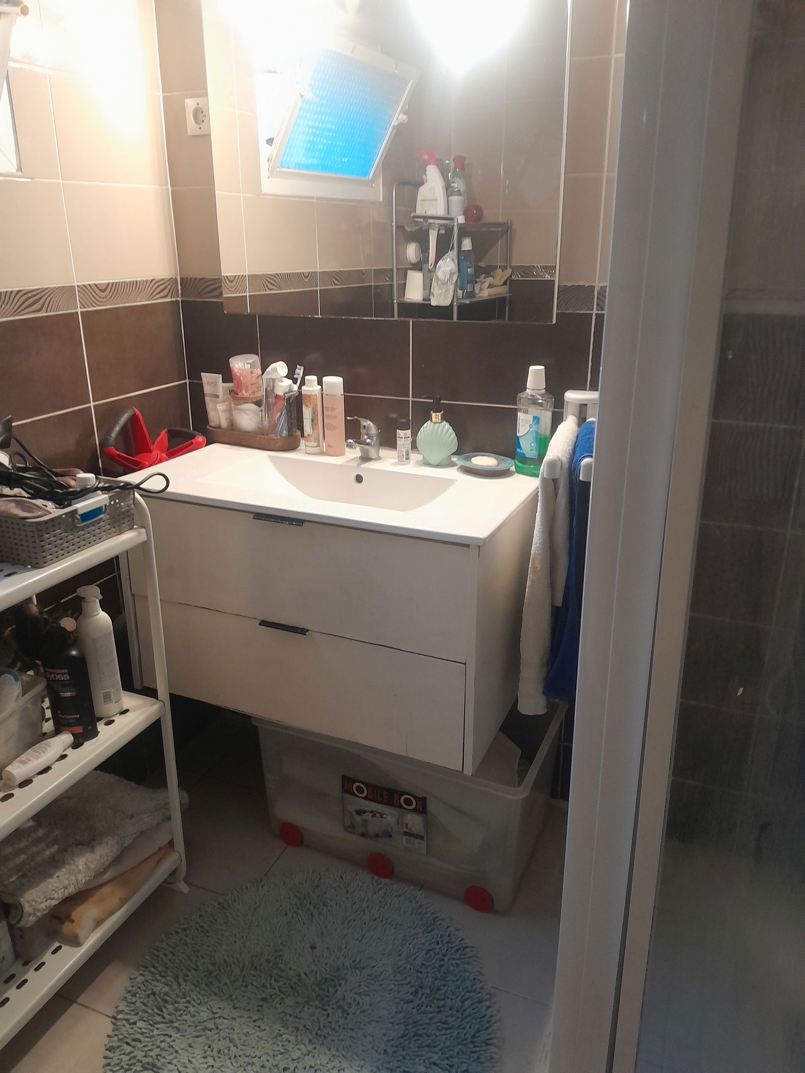 Homestay Marseille 452001