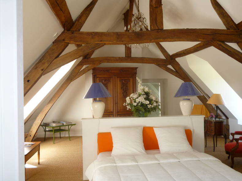 Bed And Breakfast Benais 87428-1