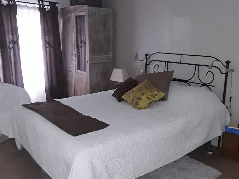 Habitaciones De Huéspedes Lorgues 79523-4