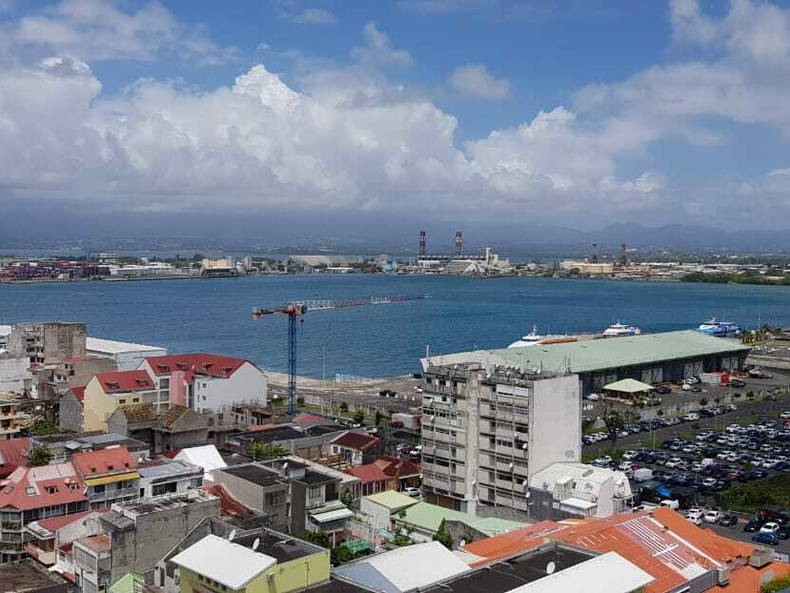 Colocación Pointe-à-Pitre 204991-2