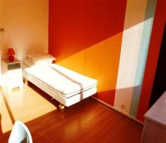 Colocation Cergy 48505
