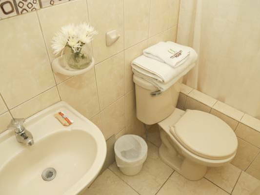 Quedarse En Casa Jesús María 220919-3