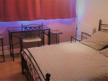 Room For Rent Noisy-Le-Grand 77997-1