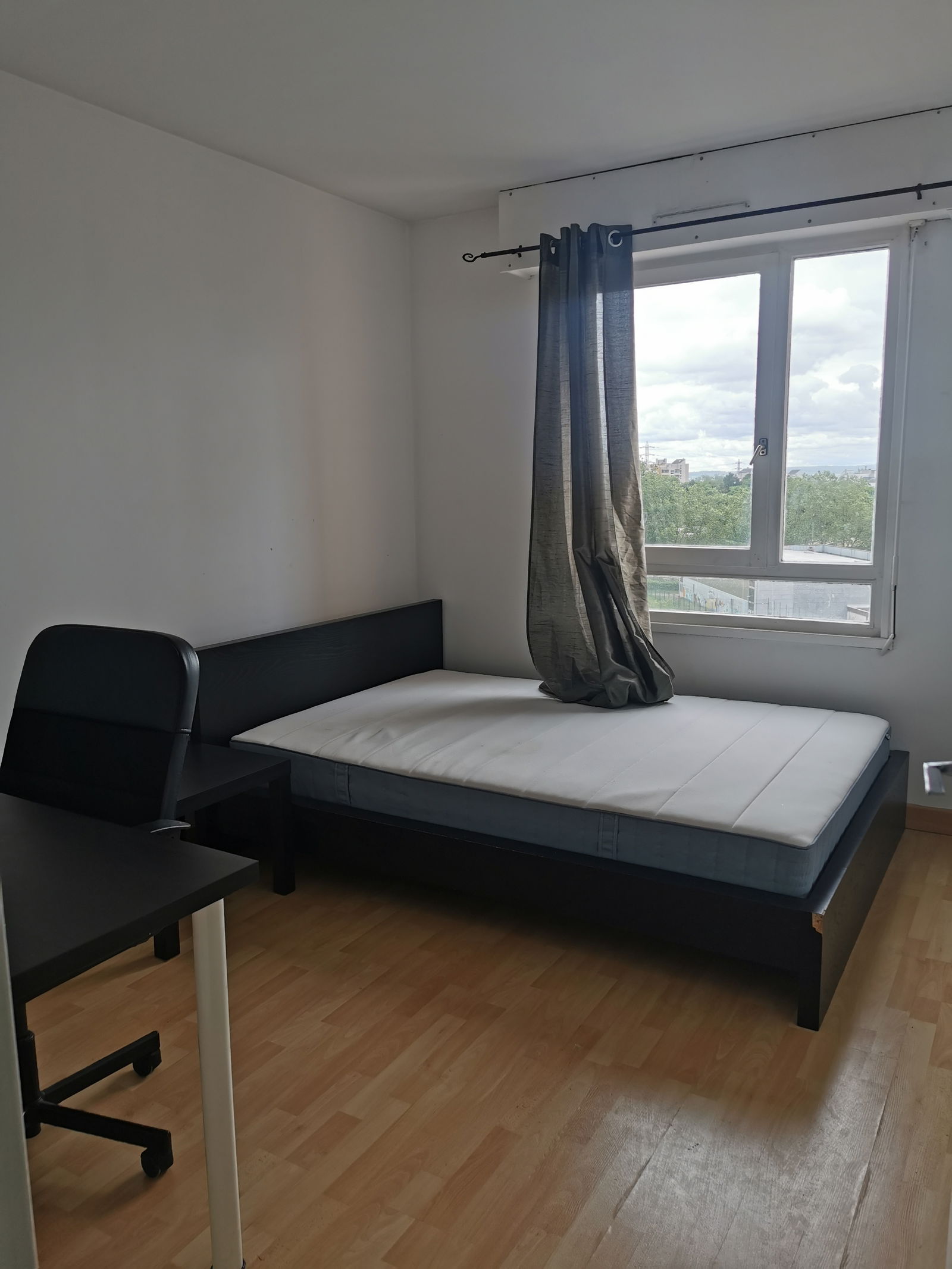 Colocation Cergy 401399