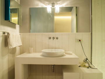 Chambre chez l'habitant à louer à Milano - photo 10 : salle de bain-10