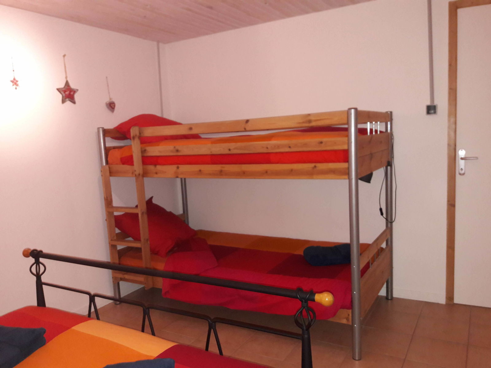 Gaascht Zëmmeren Valff 79046