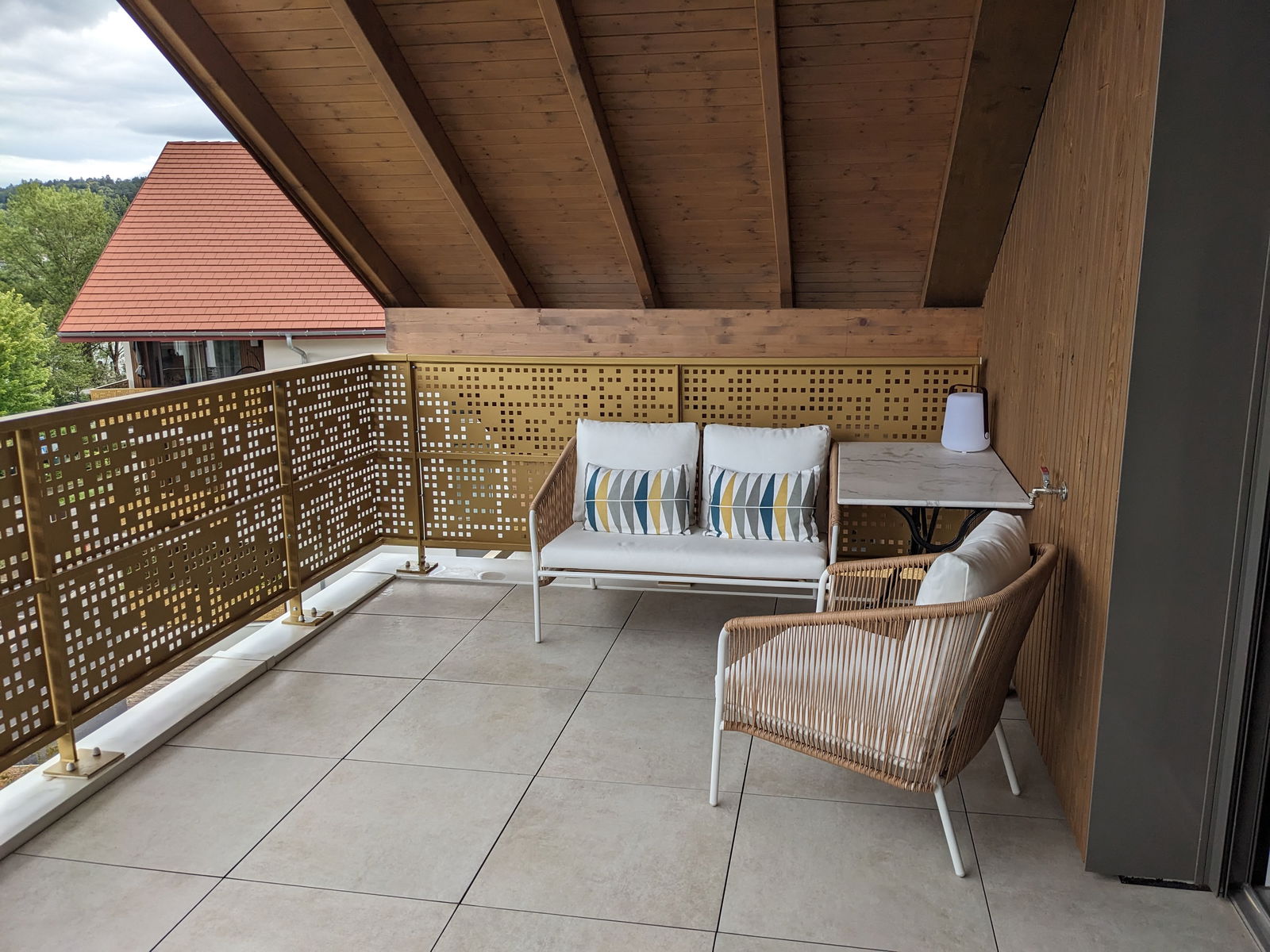 Homestay Poisy 519310