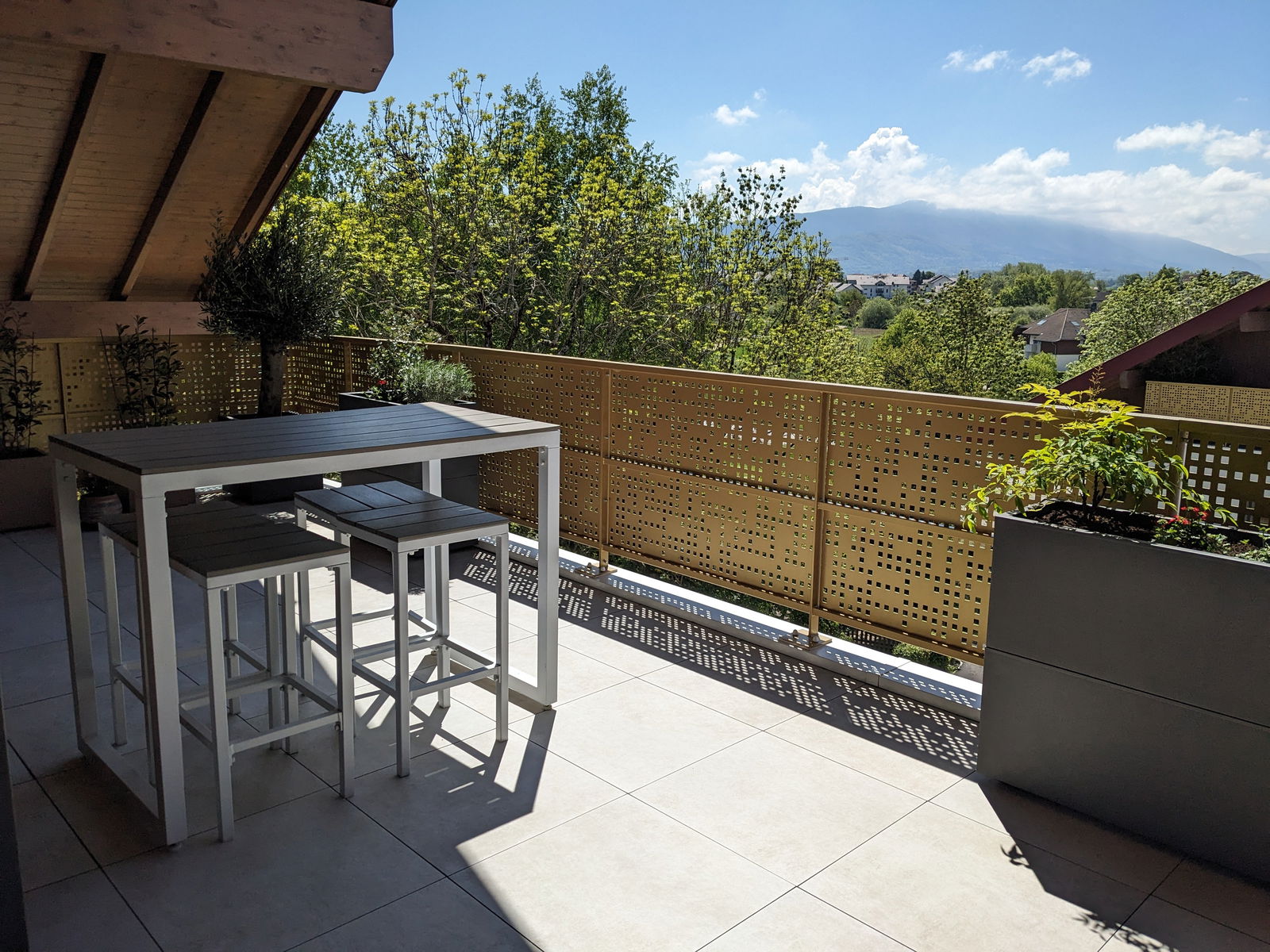 Homestay Poisy 519310